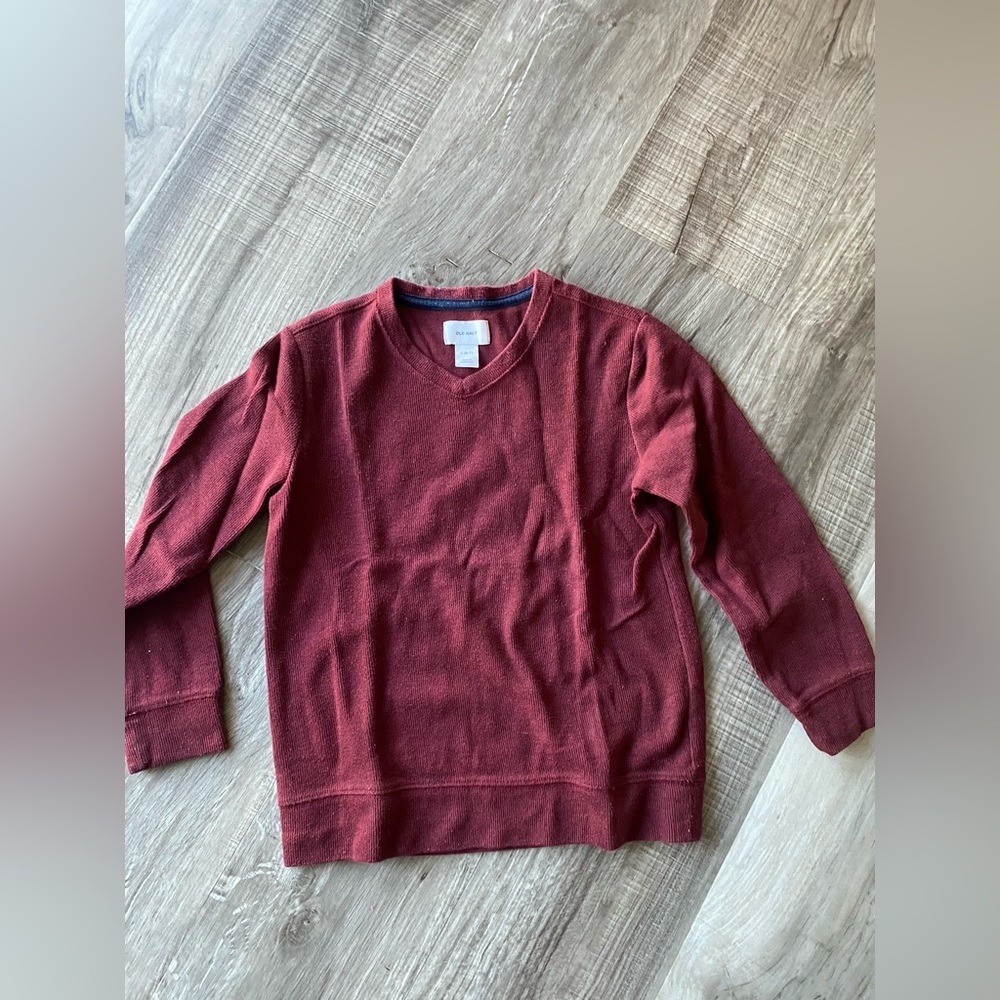 Old Navy | Burgundy Boy's Long Sleeve Sweatshirt Size Small ( 6-7)